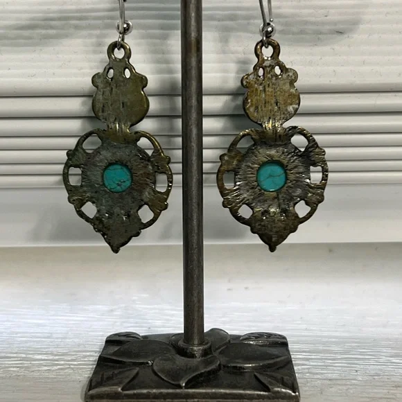 Turquoise (faux) dangle earrings - Picture 3 of 3